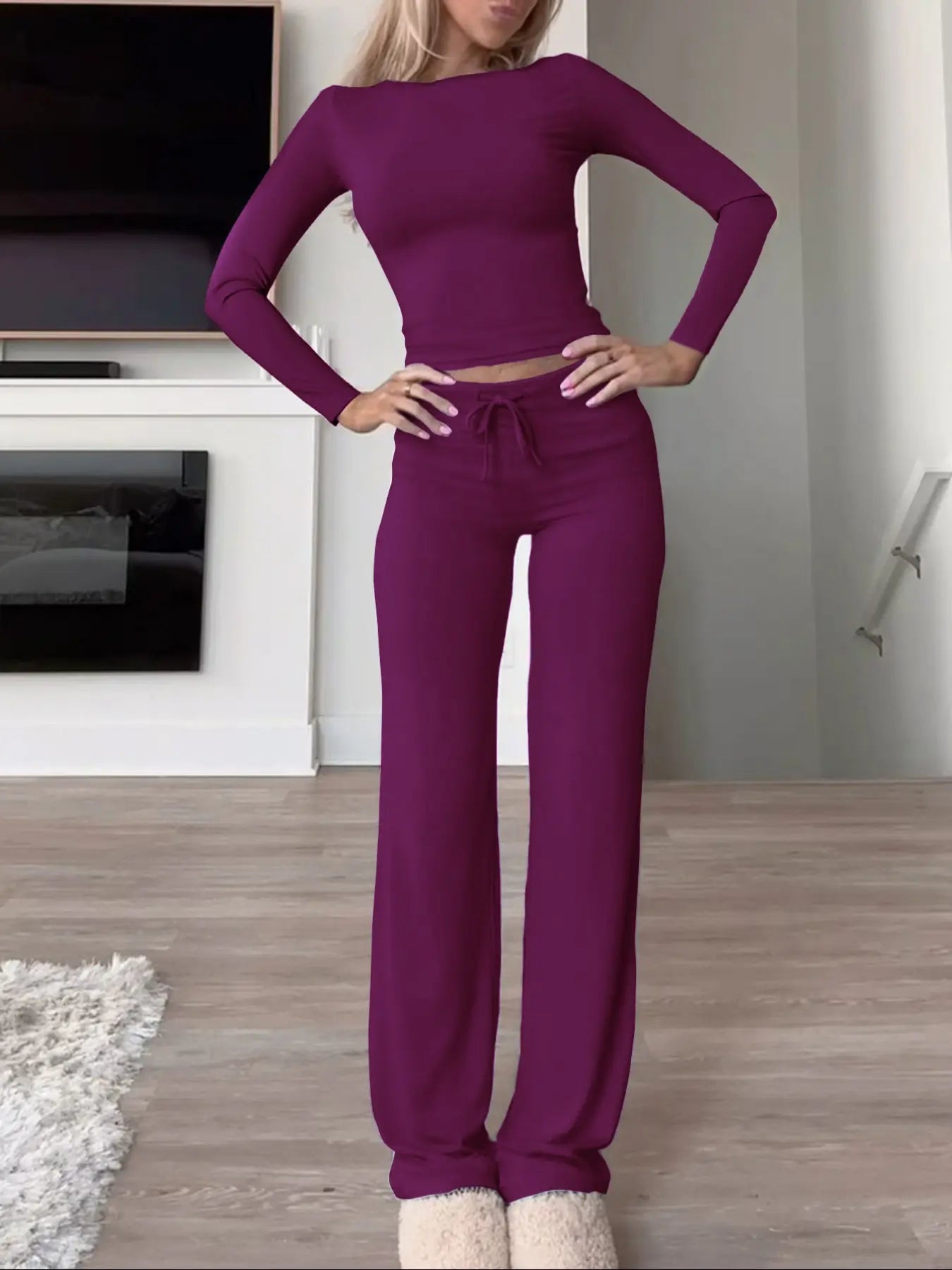 Chic Women's Long-Sleeve Crop Tee & High-Waisted Drawstring Pants Set - Perfect for Fall and Winter Casual Style